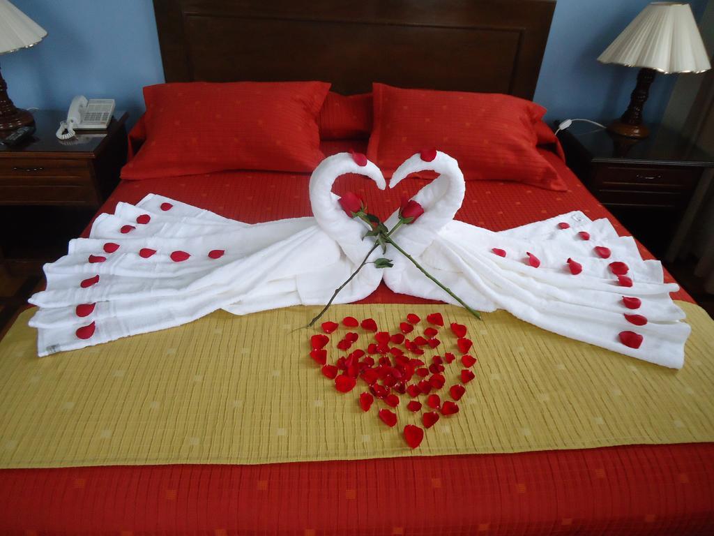 Hotel Victoria Plaza Tarija Buitenkant foto