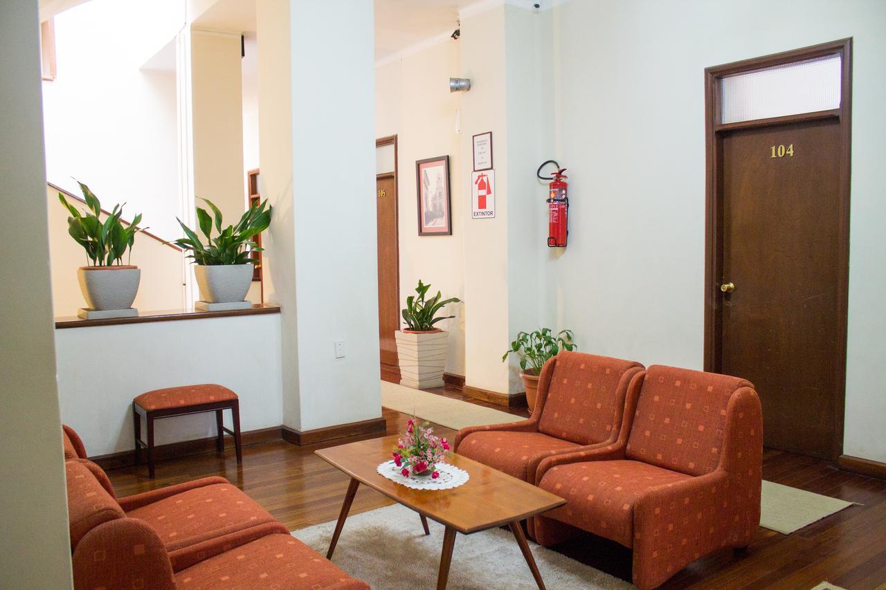 Hotel Victoria Plaza Tarija Buitenkant foto